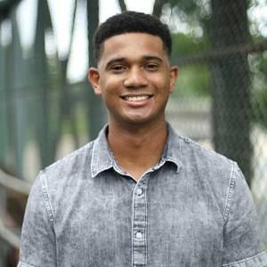 Meet your Posher, Carlon